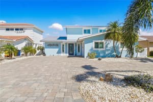 330 176TH AVENUE CIRCLE, REDINGTON SHORES, FL 33708 - MLS#MFRTB8359278