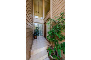 30 WOODRIDGE CIRCLE, OLDSMAR, FL 34677 Sold 05/30/25