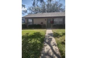 1904 Canterbury Ln #11, SUN CITY CENTER