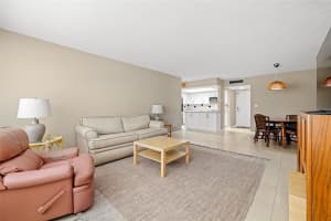 5220 BRITTANY DRIVE, ST PETERSBURG, FL 33715 - MLS#MFRTB8359450