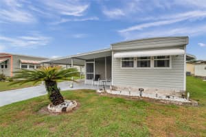 3834 Kim Dr Wesley Chapel, FL 33543 - Off Market