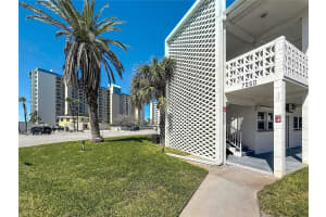 7050 SUNSET WAY, ST PETE BEACH, FL 33706 Sold 08/11/25