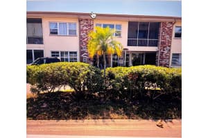 416 73rd Ave N #209, ST PETERSBURG