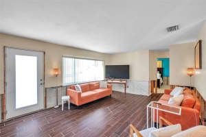 4291 MAPLE STREET, ST PETERSBURG, FL 33703 Sold 04/23/25
