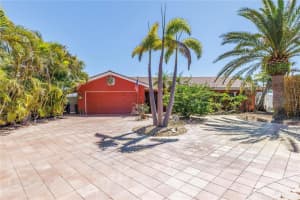351 S Julia Cir, ST PETE BEACH