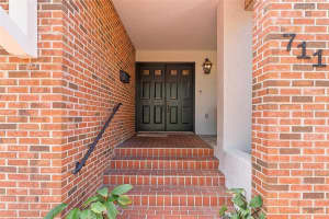 711 OREGON AVENUE, TAMPA, FL 33606 Sold 08/31/25