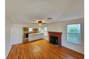 4066 37TH AVENUE, ST PETERSBURG, FL 33713 Sold 04/04/25