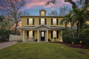 2915 W Bay View Ave, TAMPA