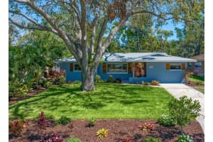 1220 PARKVIEW LANE, LARGO, FL 33770 Sold 08/04/25