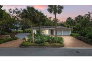 201 FLAMINGO DRIVE, BELLEAIR, FL 33756 Sold 04/04/25