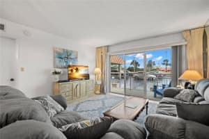 4900 BRITTANY DRIVE, ST PETERSBURG, FL 33715 - MLS#MFRTB8360214