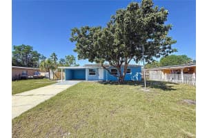 4716 Town N Country Blvd, TAMPA