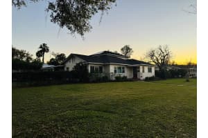 37420 MERIDIAN AVENUE, DADE CITY, FL 33525 - MLS#MFRTB8360339