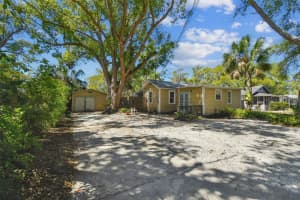 1588 PROSPECT AVENUE, CLEARWATER, FL 33756 Sold 04/03/25