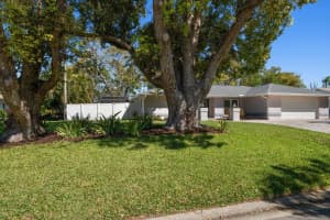 1552 GLEN HOLLOW LANE, DUNEDIN, FL 34698 Sold 04/14/25