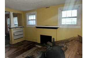 1214 20TH AVENUE, ST PETERSBURG, FL 33705 Sold 04/07/25
