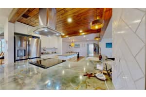 6780 14TH WAY S, ST PETERSBURG, FL 33705 - MLS#MFRTB8360584