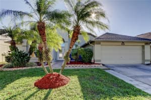 10026 OASIS PALM DRIVE, TAMPA, FL 33615 Sold 04/28/25