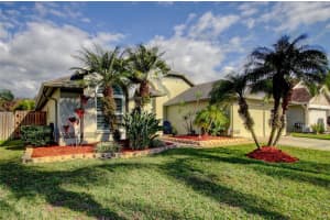 10026 OASIS PALM DRIVE, TAMPA, FL 33615 Sold 04/28/25