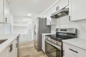 10201 NINEVAH ROAD, TAMPA, FL 33617 Sold 04/28/25