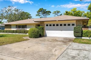 106 INDIAN ROCKS ROAD, BELLEAIR BLUFFS, FL 33770 Sold 04/17/25