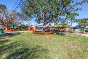 6804 SEA GULL DRIVE, ST PETERSBURG, FL 33707 Sold 07/11/25
