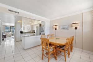 17580 GULF BOULEVARD, REDINGTON SHORES, FL 33708 Sold 04/09/25