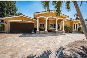 1233 EDEN ISLE DRIVE, ST PETERSBURG, FL 33704 Sold 07/31/25