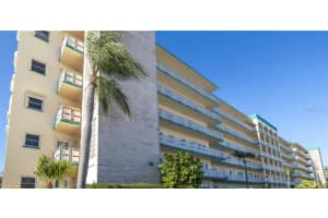 2960 59th St S #501, GULFPORT