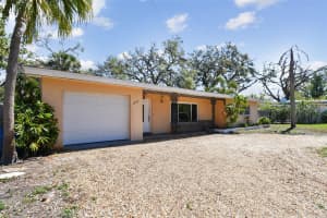 5998 GROVE STREET, ST PETERSBURG, FL 33705 Sold 05/20/25