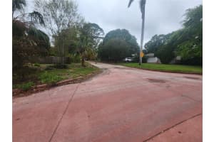 1470 SERPENTINE DRIVE, ST PETERSBURG, FL 33705 Sold 03/31/25