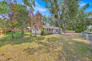 2415 SUTTON ROAD, LAKELAND, FL 33810 - MLS#MFRTB8361259