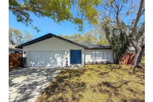 7711 DOVER COURT, ST PETERSBURG, FL 33709 Sold 04/17/25