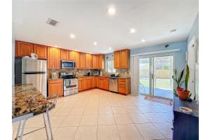245 GROVE CIR N, DUNEDIN, FL 34698 Sold 04/07/25