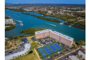 19451 Gulf Blvd #301, INDIAN SHORES