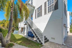7014 GREVILLA AVENUE, SOUTH PASADENA, FL 33707 Sold 04/22/25