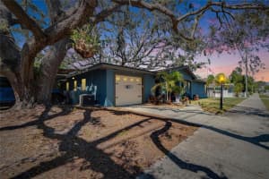 725 Philippe Pkwy, SAFETY HARBOR