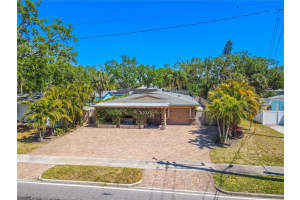 2121 PARK STREET, ST PETERSBURG, FL 33710 - MLS#MFRTB8361484