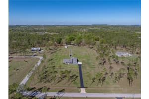 17703 COUNTRY SQUIRE LANE, DADE CITY, FL 33523 Sold 05/14/25
