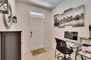 708 BARCLAY WOOD DRIVE, RUSKIN, FL 33570 - MLS#MFRTB8361543