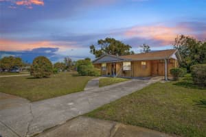 3003 BUNCHE STREET, SARASOTA, FL 34234 Sold 05/09/25