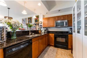 628 CLEVELAND STREET, CLEARWATER, FL 33755 - MLS#MFRTB8361801