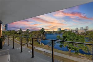 132 MIRROR LAKE DRIVE, ST PETERSBURG, FL 33701 Sold 04/08/25