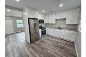 1011 OLD LAKE ALFRED ROAD, AUBURNDALE, FL 33823 Sold 04/29/25