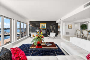 520 BELLE ISLE AVENUE, BELLEAIR BEACH, FL 33786 Sold 07/31/25