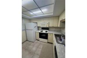 3046 EASTLAND BOULEVARD, CLEARWATER, FL 33761 Sold 08/04/25