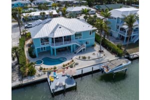 506 65th St, HOLMES BEACH