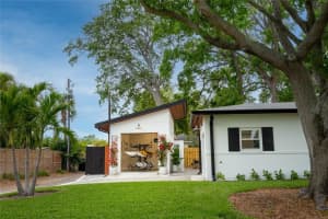 3520 POPLAR STREET, ST PETERSBURG, FL 33704 Sold 10/01/25
