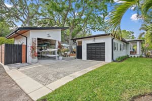 3520 POPLAR STREET, ST PETERSBURG, FL 33704 Sold 10/01/25