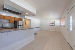 8008 SOMERSET LANE, TAMPA, FL 33615 Sold 04/30/25